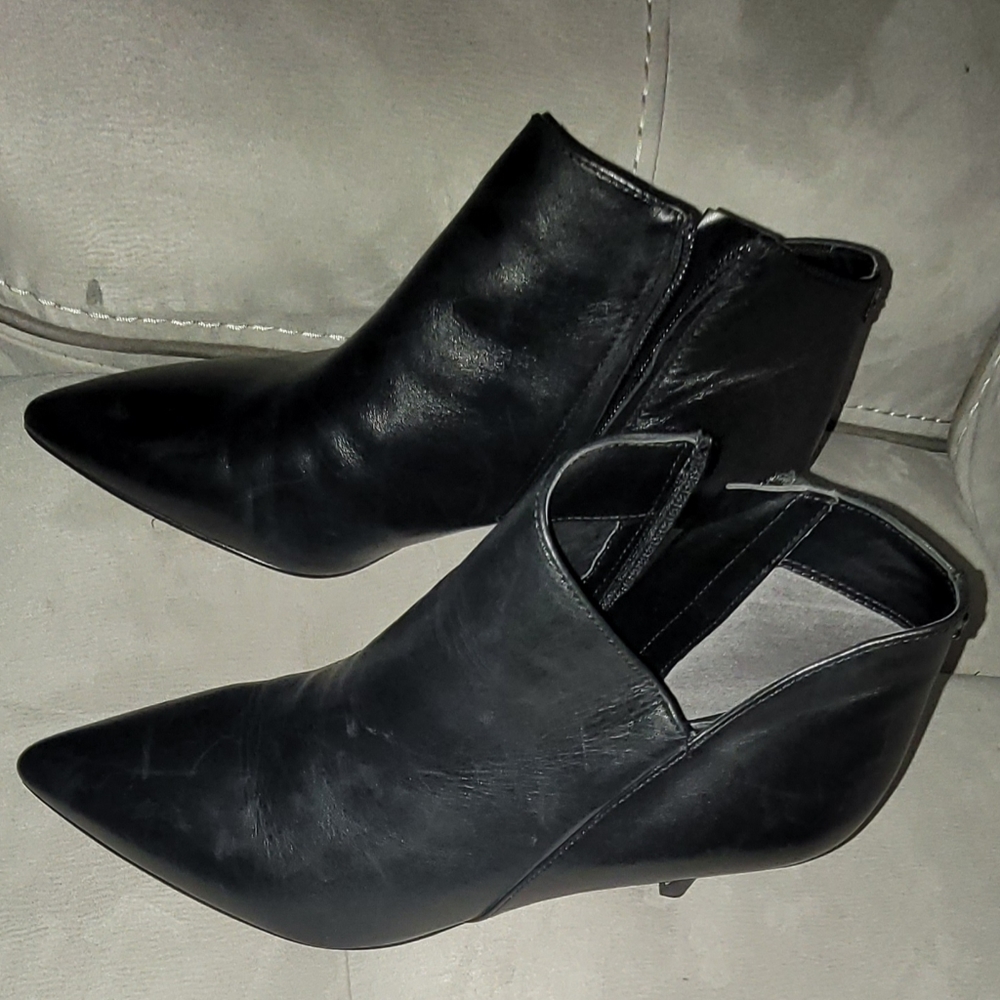Black boots